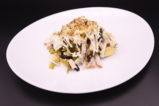 Салат куриный с черносливом